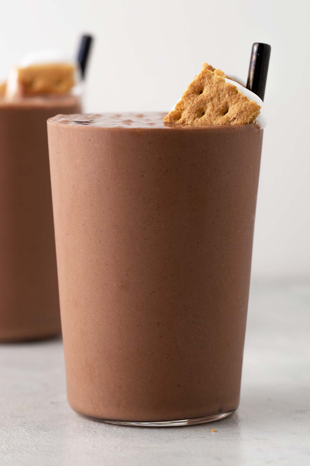S'mores smoothie in a glass.