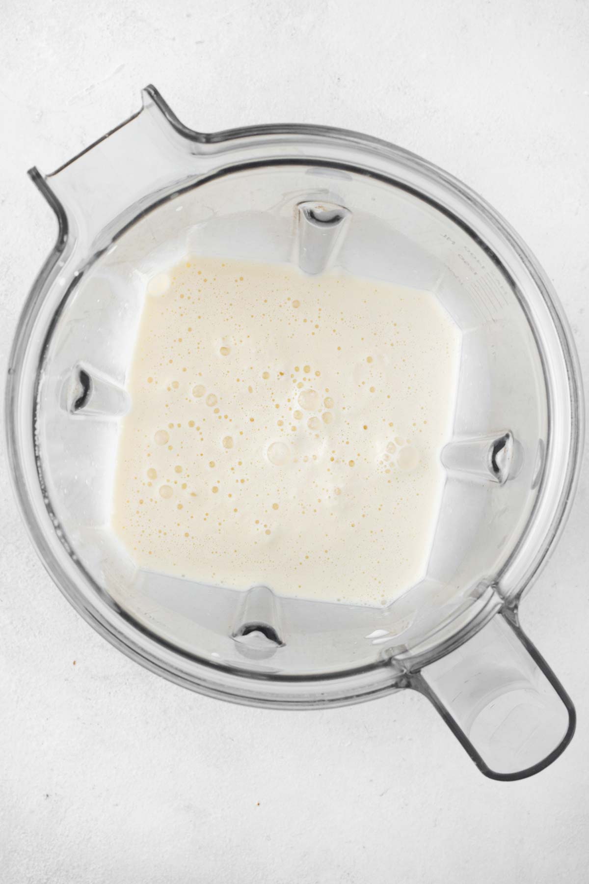 Perfect Vanilla Milkshake (3 Ingredients!) - Smoothies and Shakes